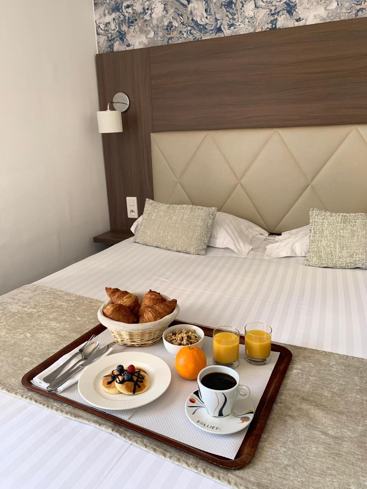 Le Galion Hotel Et Restaurant Canet Plage - Logis Dış mekan fotoğraf